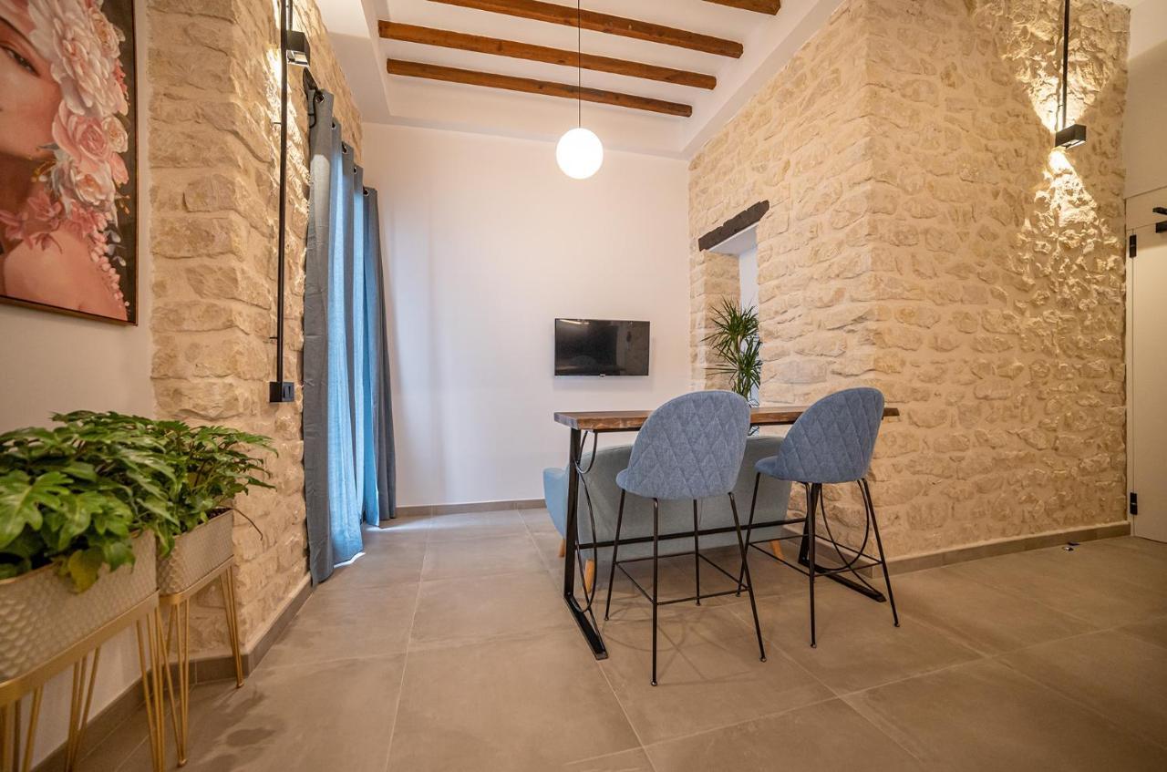 Apartamentos Loliqui Centro Alicante Exterior photo